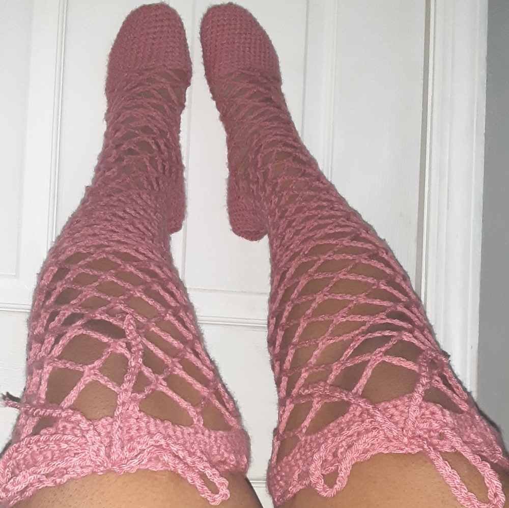 Crochet Fishnet Thigh High Socks!